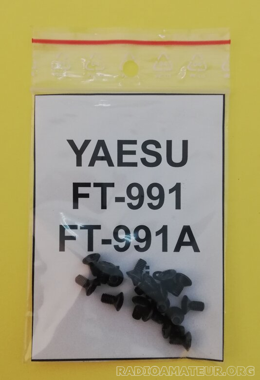 Photo 1 - Annonce radioamateur 406258 - 17 vis pour les capots des Yaesu FT-991 et FT-991A