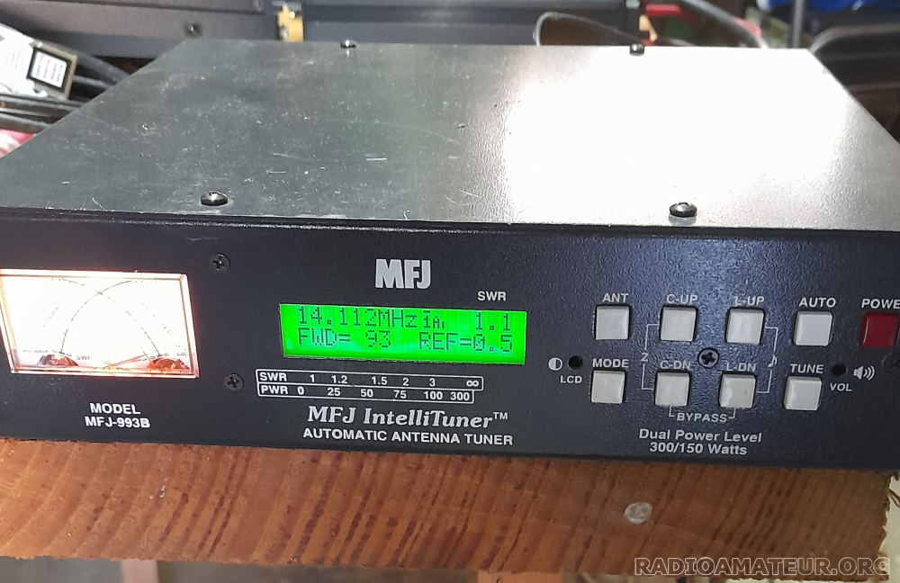 Photo 1 - Annonce radioamateur 427731 - Boite couplage auto MFJ-993B