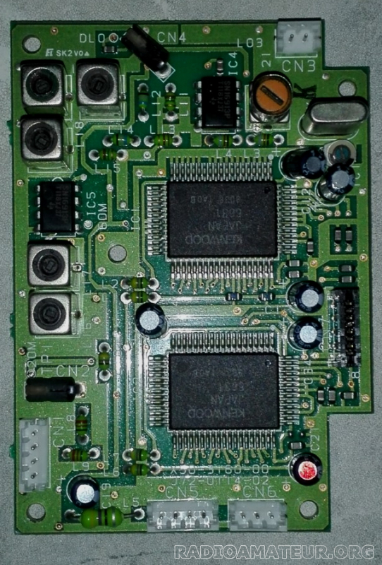 Photo 1 - Annonce radioamateur 405305 - Kenwood sav pour TS-450 ou TS-690 CAR - DDS unit avec 2 x YM6631