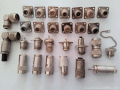 27 connecteurs coaxiaux