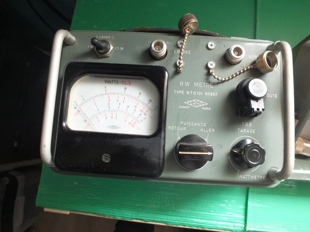 Photo 1 - Annonce radioamateur 406135 - Tosmétre Wattmètre radioamateur UHF VHF de marque Ferisole